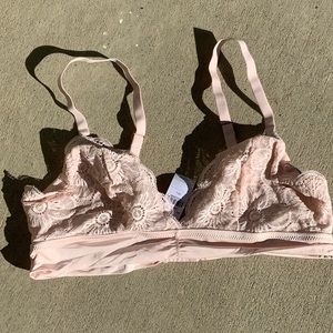 NEW WITH TAGS, AERIE LIGHTWEIGHT BRA, LIGHT PINK, SIZE LARGE